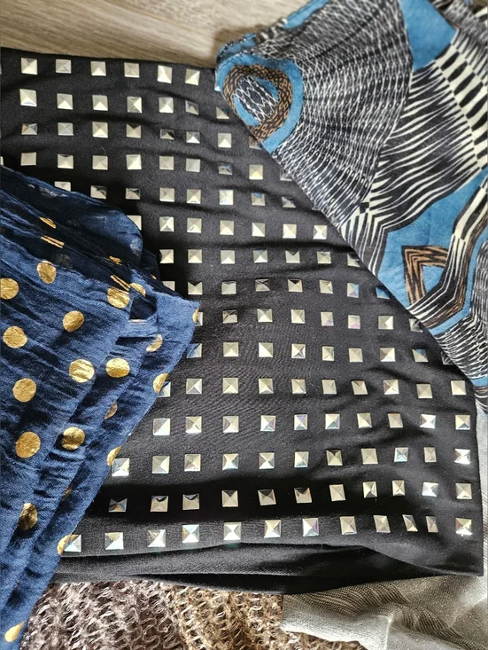 Beautiful Soft Classy Infinity Scarf Scarves Lot Metallic Silver Gold Black Nail - Picture 3 of 8